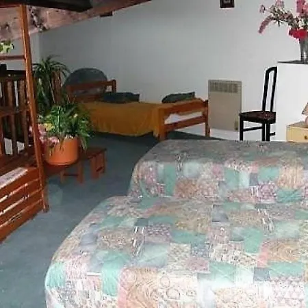 Acapulco Ii 2 *